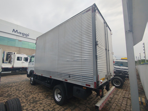 Vw 8.160 4x2 - Baú