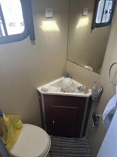 Motorhome Carrocería Royal Home, Primera Mano