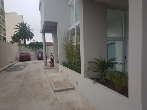 Imagen 4 de 8 de Cochera Mas Baulera En Venta Subsuelo - (san Miguel)