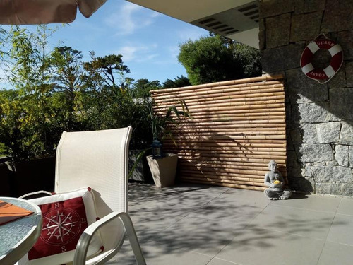 Venta Apartamento 1 Dormitorio Y Medio Con Parrillero Punta Del Este