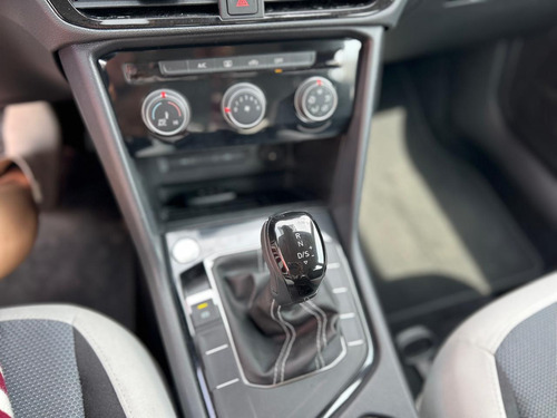 Volkswagen Taos 1.4 Tsi Trendline At