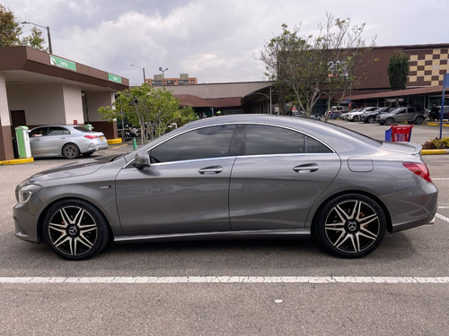 Mercedes Benz Cla200 1.6 At 2014