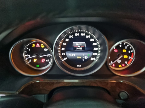 Imagen 5 de 19 de Mercedes Benz E200 Cgi 2,0 At 2014