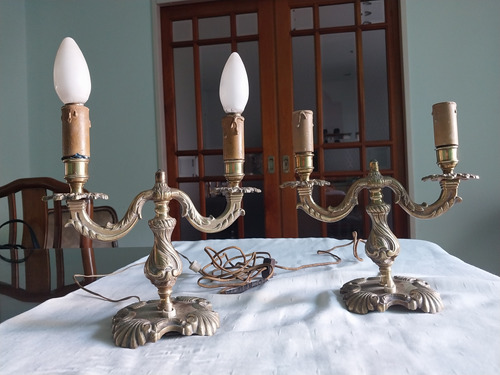  Veladores Antiguos De Bronce Candelabro Con 2 Luces