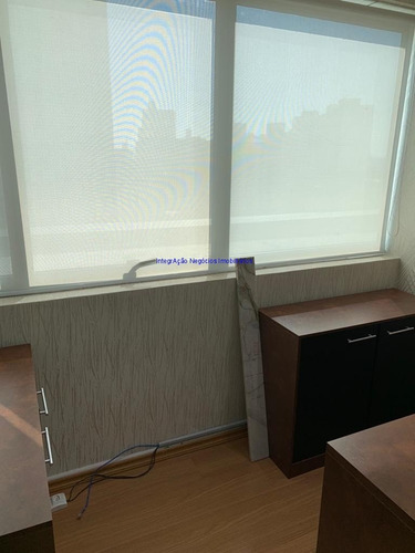 Imagem 9 de 24 de Conjunto Comercial Mobiliado 100m², 03 Banheiros E 03 Vagas Na Garagem. Condomínio Com Recepção E Segurança 24hrs. Excelente Localização. - 22010709 - 70440466