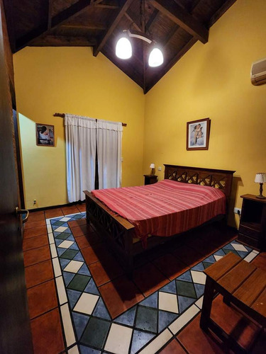 Chalet 4 Amb. Costa Del Este