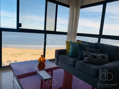 Imagen 9 de 28 de Venta De Apartamento De 2 Dormitorios En Torre Cristal Punta Del Este