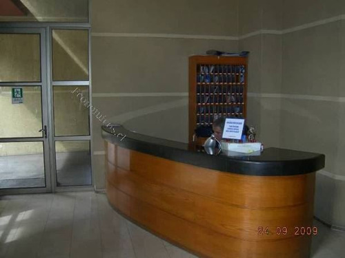 Departamento En Venta De 1 Dorm En Merced 356, Santiago.
