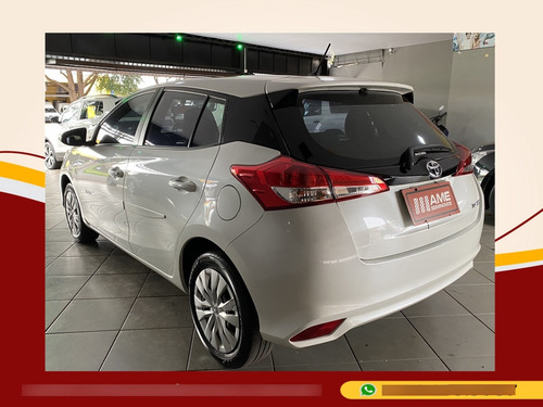 Toyota Yaris 1.3 16V FLEX XL LIVE MULTIDRIVE
