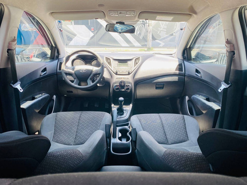 Imagem 6 de 6 de Hyundai Hb20 1.0 Unique 12v Flex 4p Manual