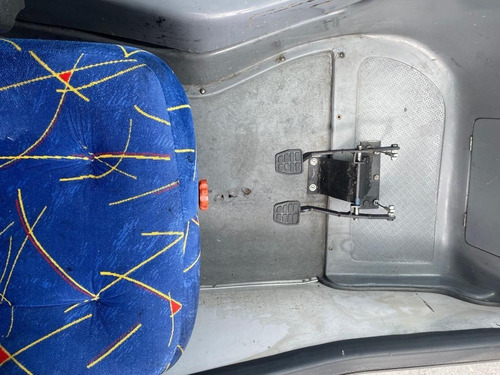 Imagem 23 de 25 de Micro Onibus Auto Escola 2015 C/ Inmetro