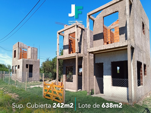 3 Duplex En Venta En Villa Larca A Terminar, Oportunidad.