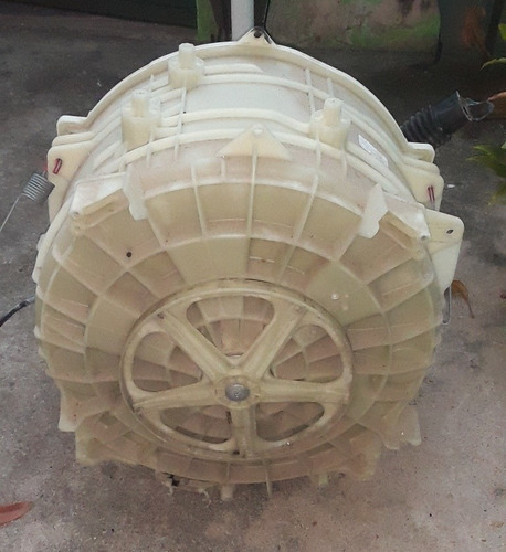 Imagen 6 de 10 de Lavadora Carga Frontal Ariston. Para Reparar. 6 Kg.