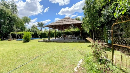 Casa Quinta En Venta José C Paz C/pileta, Parrilla