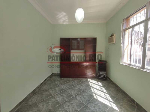 Imagem 4 de 15 de Ampla Casa De Vila, Excelente Localização, 2 Quartos, Podendo Ampliar! - Pacv20130