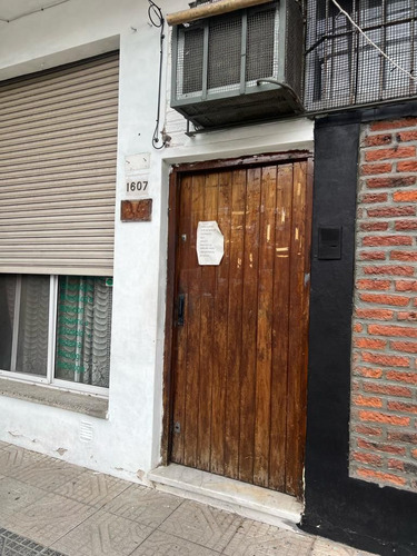 Local En Esq. Mas Casa S/ Lote Propio. Planos Aprox Pb Y 2p