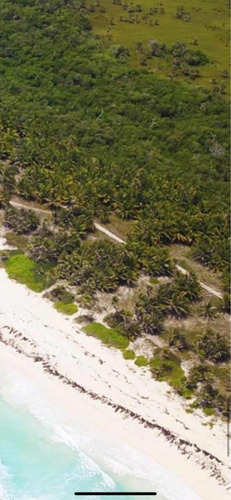Vendo Terreno En Bavaro 1,142,348 Mt2. Con 600 Mt2. De Playa