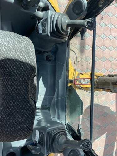 Imagen 7 de 15 de Retroexcavadora Caterpillar 420f2 Modelo 2018