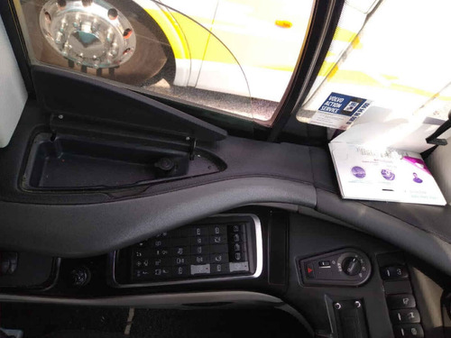 Imagen 4 de 10 de Volvo Irizar I8 2019 Bus