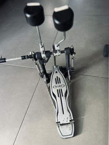 Pedal Para Batería Doble Marca Mapex (Usado)