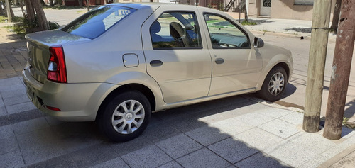 Renault Logan 2012