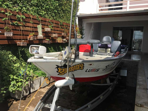 Lancha Maresia 6,00m Evinrude 75 Hp 2011