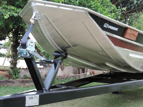 Barco De Alumínio Semi Chata 6 Metros Para Esporte E Lazer