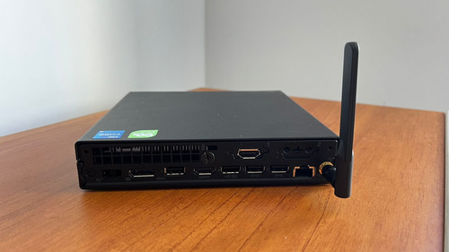 Mini Pc Lenovo Thinkcentre M70q Gen 3 Intel Core I5-12500t - (Usado)
