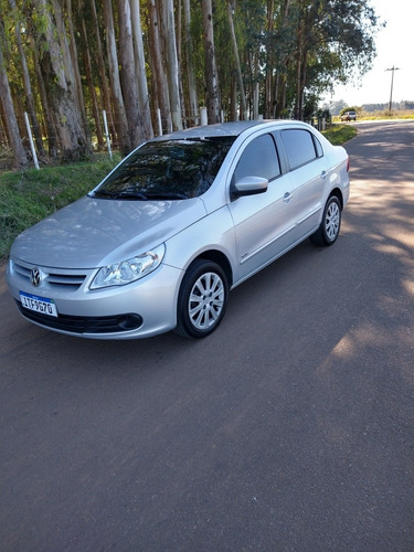 Imagem 1 de 11 de Volkswagen Voyage 2012 1.0 Vht Trend Total Flex 4p