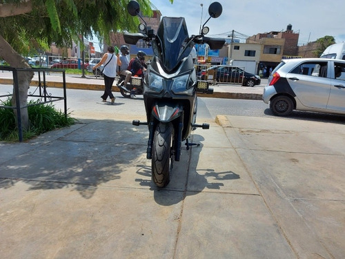Imagen 3 de 7 de Fabricación E Instalación De Slider , Protectores Scooter