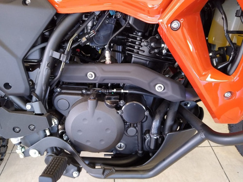Imagen 9 de 17 de Kawasaki Klr 650 2023 Bbva 12/18 Tomamos Permuta