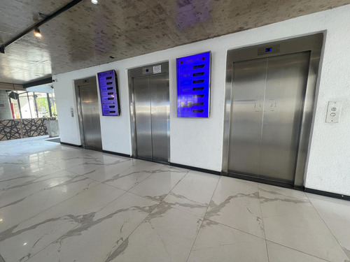 Venta De Oficina En Acceso Oeste Km41 Moreno Buenos Aires