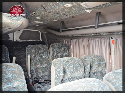 Imagem 5 de 15 de Renault Master 2.3 Executiva L3h2 16l Marticar 2015