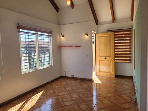 Impecable!!!! Casa De Un Piso En Buin Oriente