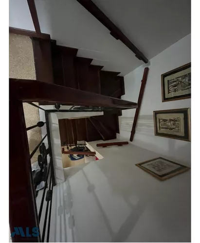 Amplia Casa Con Excelente Ubicación En Envigado!(mls#252487)