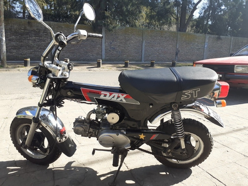 Imagen 2 de 4 de Honda Dax