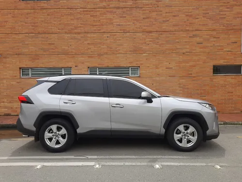 Toyota RAV4 2.0 Xle 4X2 Cvt