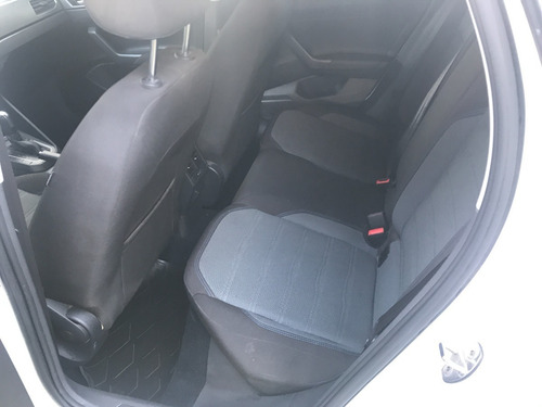 Imagen 8 de 8 de Volkswagen Nivus 1.0t Confortline
