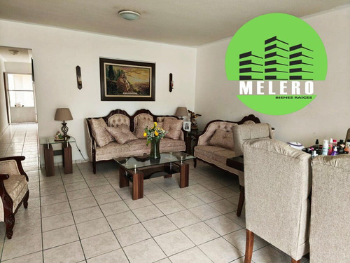 Casa En Venta En Fracc. Los Remedios