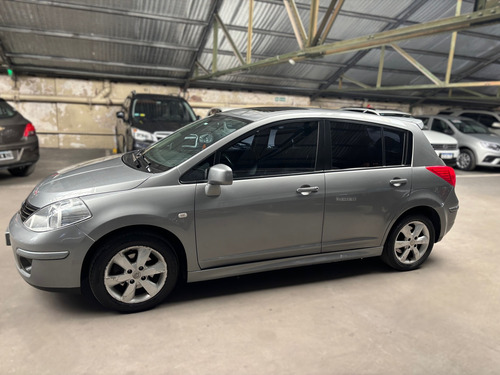 Nissan Tiida 1.8 Tekna