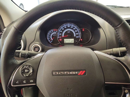 Imagen 11 de 15 de Dodge Attitude 2020 1.2 Sxt At Cvt