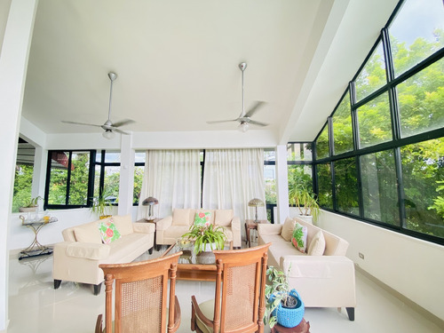 Casa De Venta En Arroyo Hondo, Prox A Arroyo Manzano