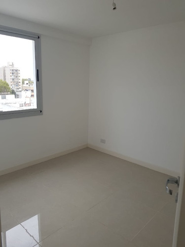 Dpto. 1d. (7 E ) A Estrenar Centrico !