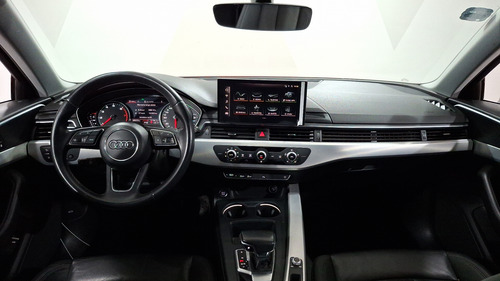 Audi A4 2.0 MHEV 40 TFSI SELECT DCT