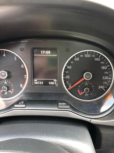 Imagem 7 de 10 de Vw Fox Confortline 1.6 8v Flex 2016