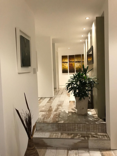 Amplia Casa | Excelente Estado | Barrio Privado