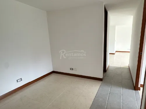 Apartamento En Arriendo En Cumbres. Cod A776085