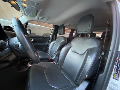 Imagen 7 de 8 de Jeep Renegade 1.8 Longitude At6