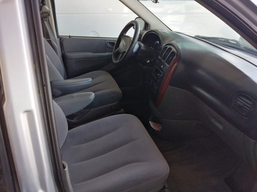 Chrysler Voyager 2007 Lx Lujo At