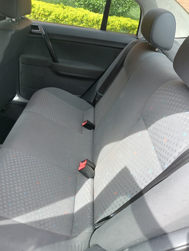 Volkswagen Polo 1.6 Basico